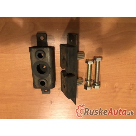 Silenblok príruby spojky GAZ 69